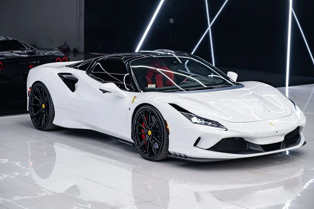 2023 Ferrari F8 Spider - Image 7 of 31