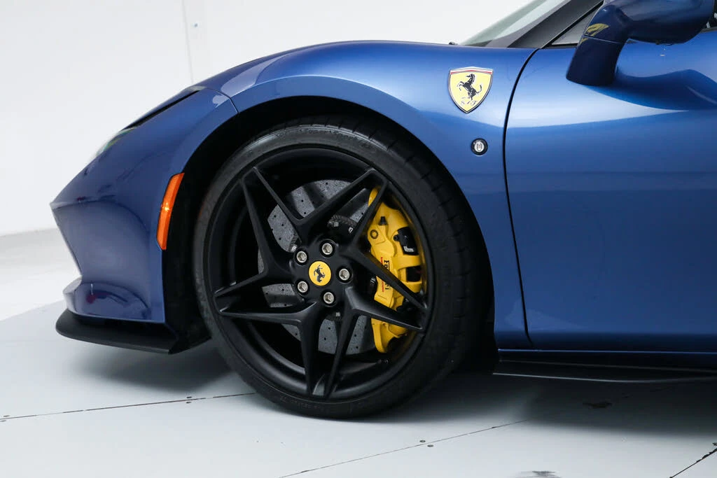 2023 Ferrari F8 Spider - Image 17 of 31