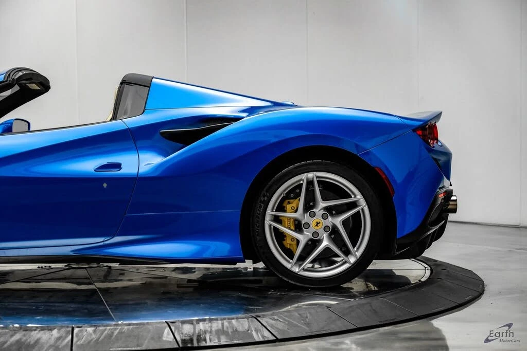 2023 Ferrari F8 Spider - Image 12 of 31