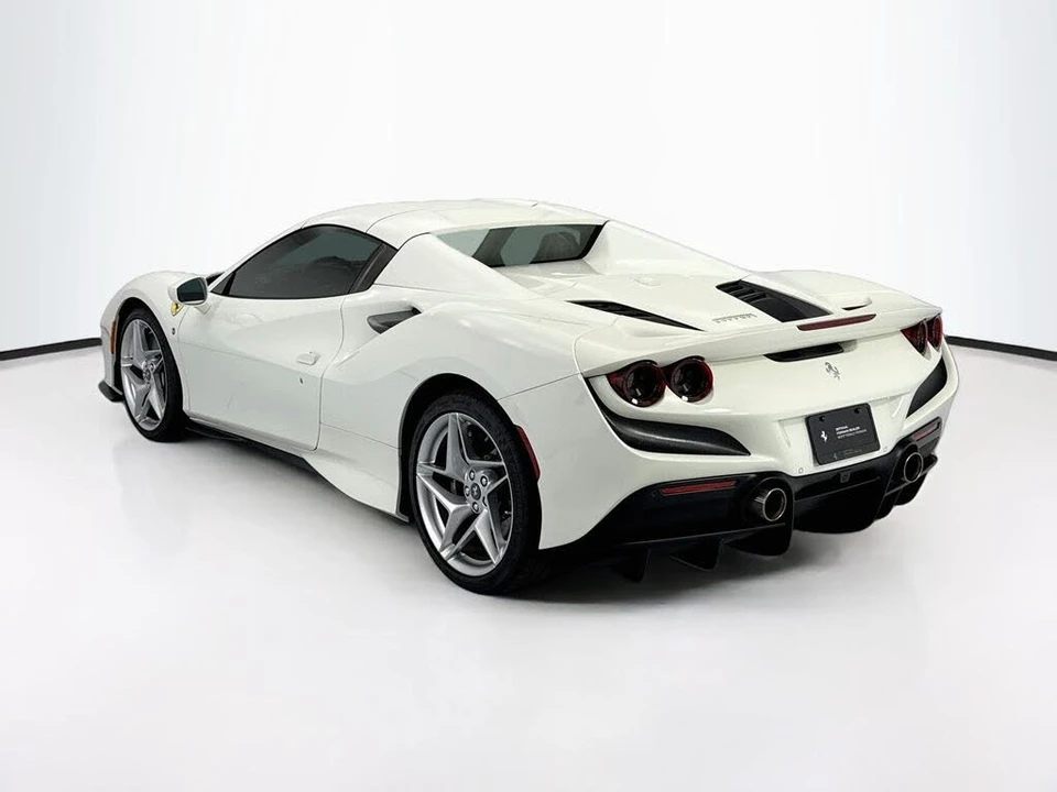 2023 Ferrari F8 Spider - Image 15 of 31