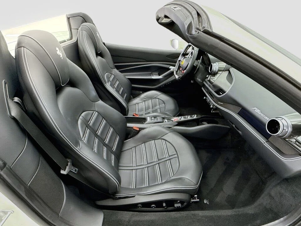 2023 Ferrari F8 Spider - Image 27 of 31