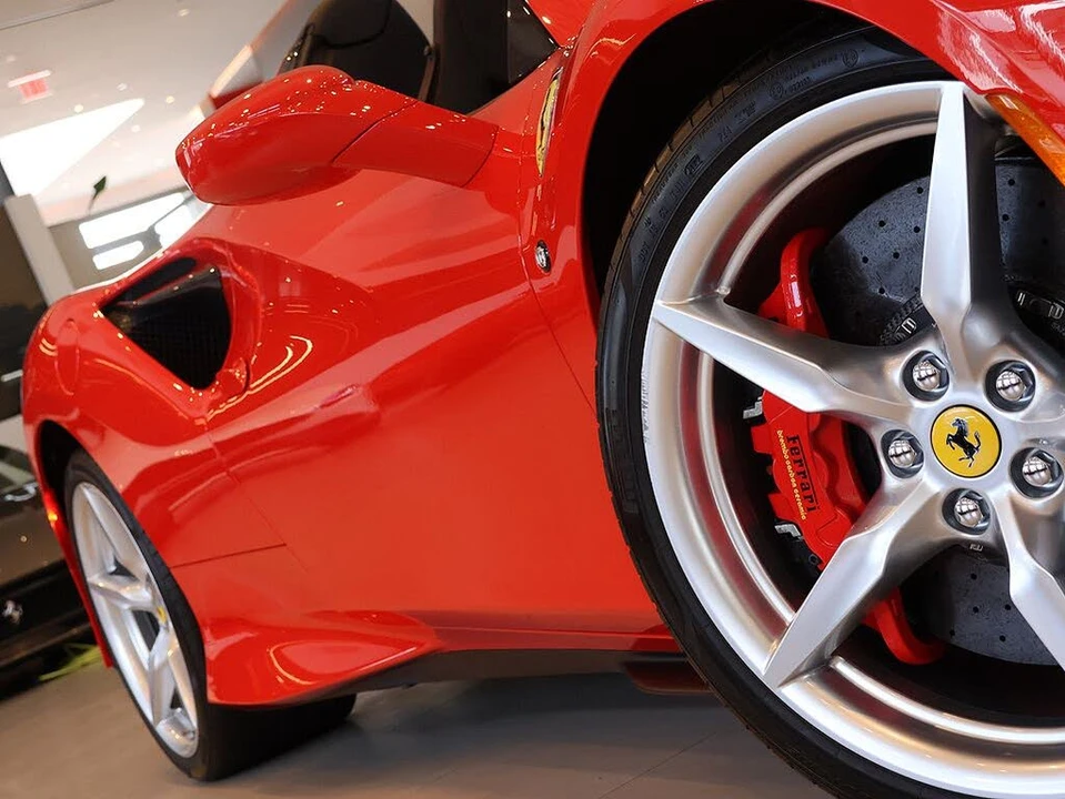 2023 Ferrari F8 Spider - Image 12 of 31