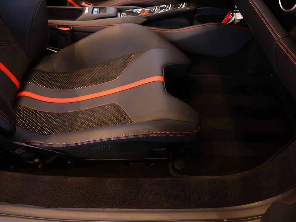 2023 Ferrari F8 Spider - Image 27 of 31