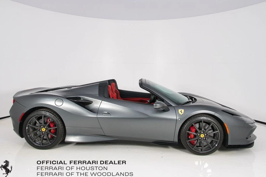 2023 Ferrari F8 Spider - Image 3 of 31