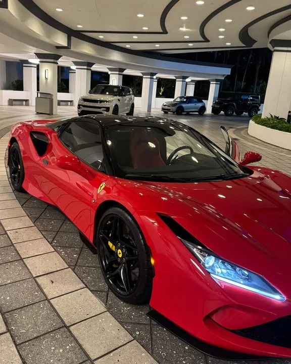2023 Ferrari F8 Spider - Image 4 of 11