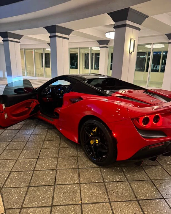 2023 Ferrari F8 Spider - Image 6 of 11