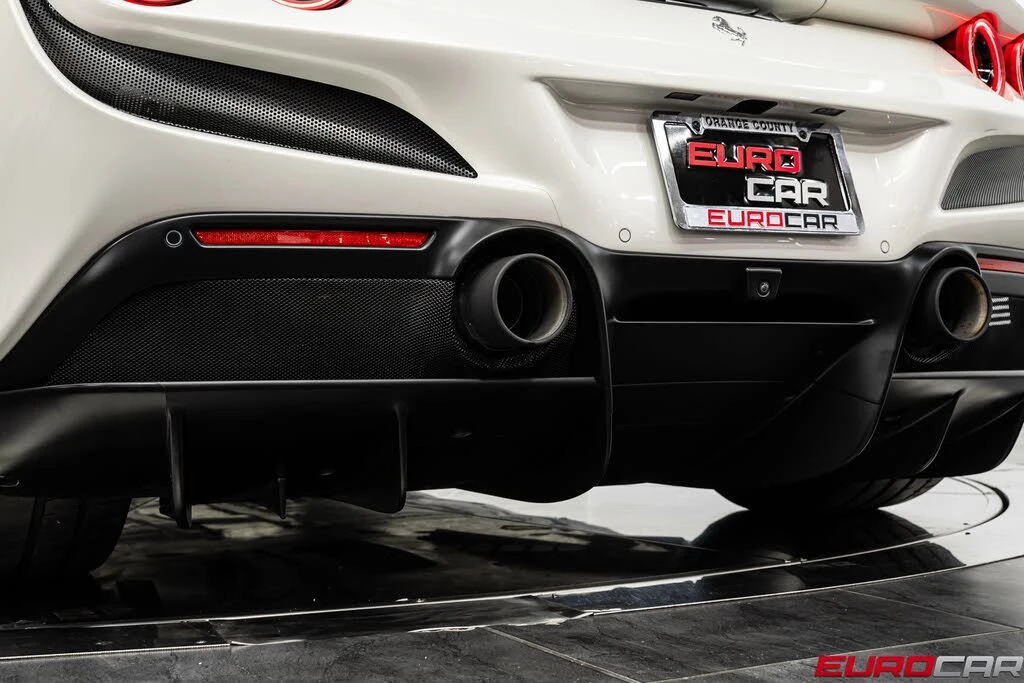 2023 Ferrari F8 Spider - Image 26 of 31
