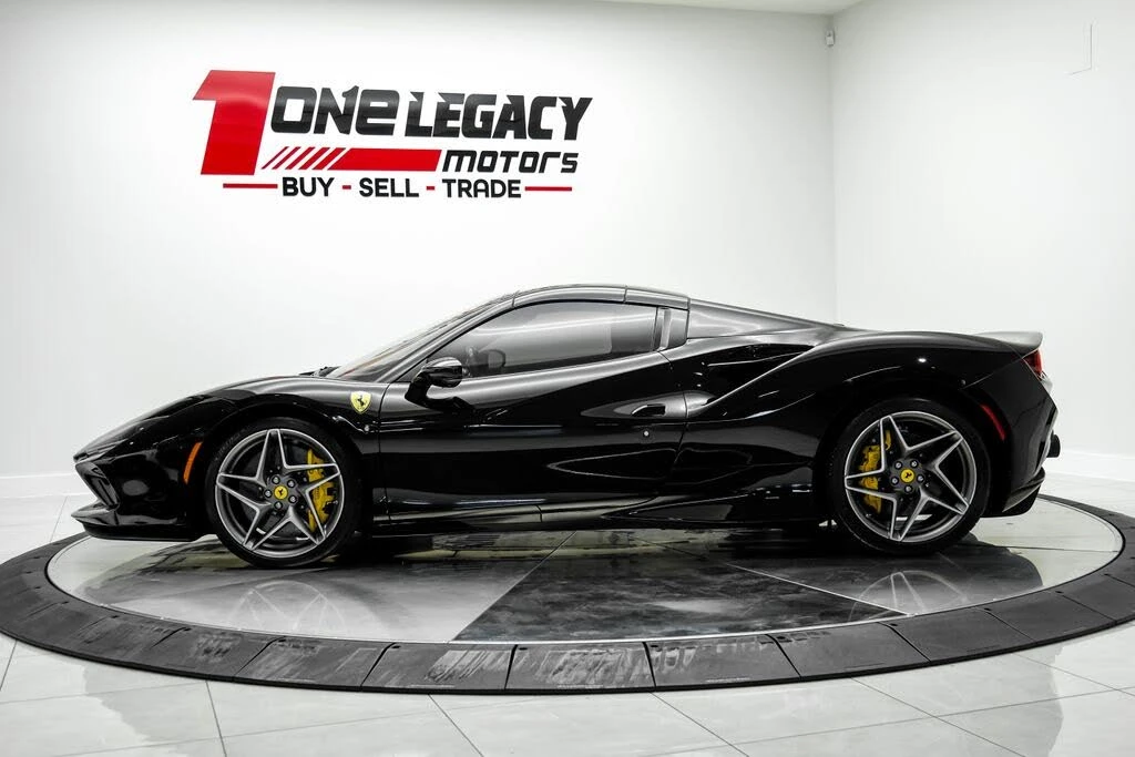 2023 Ferrari F8 Spider - Image 13 of 31