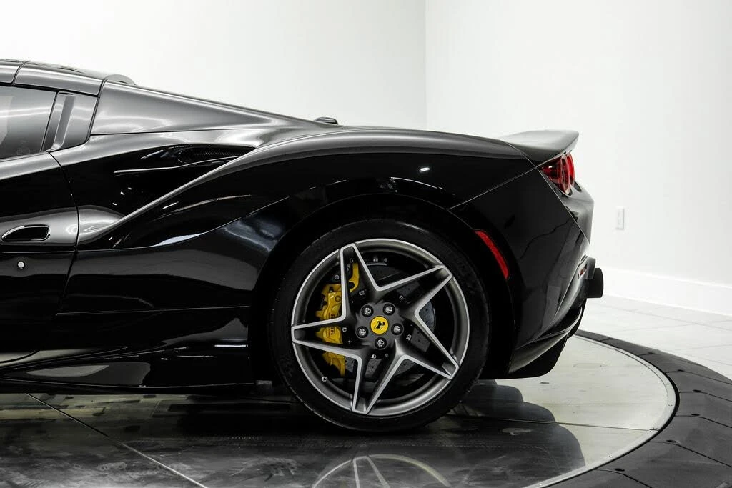 2023 Ferrari F8 Spider - Image 15 of 31