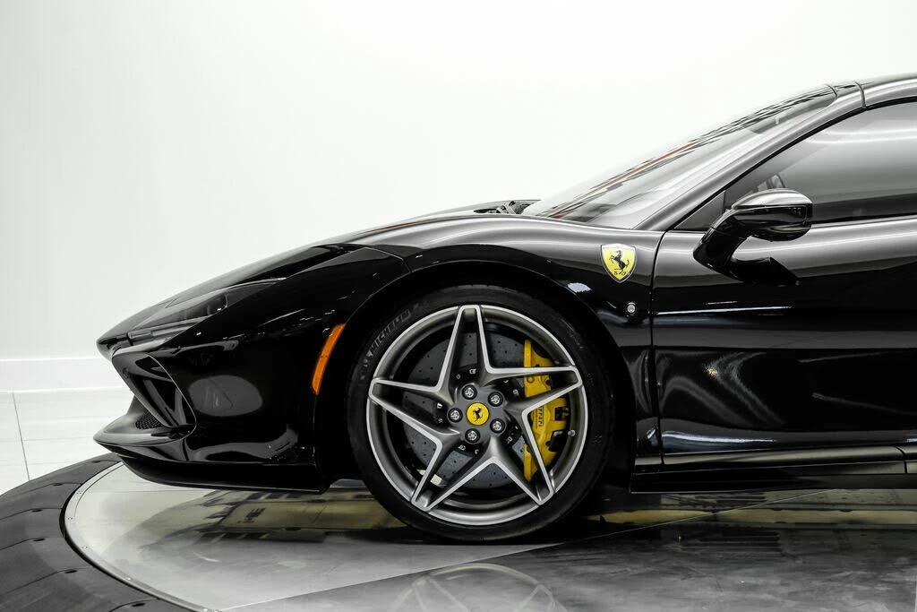 2023 Ferrari F8 Spider - Image 14 of 31