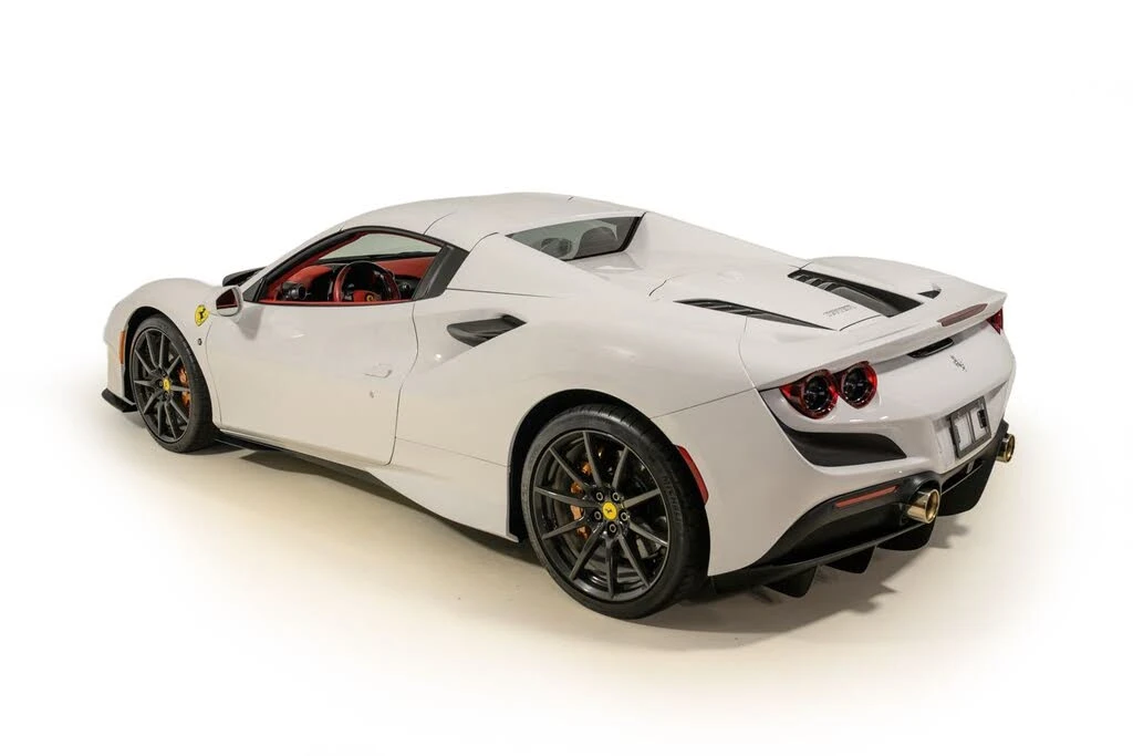2023 Ferrari F8 Spider - Image 12 of 31