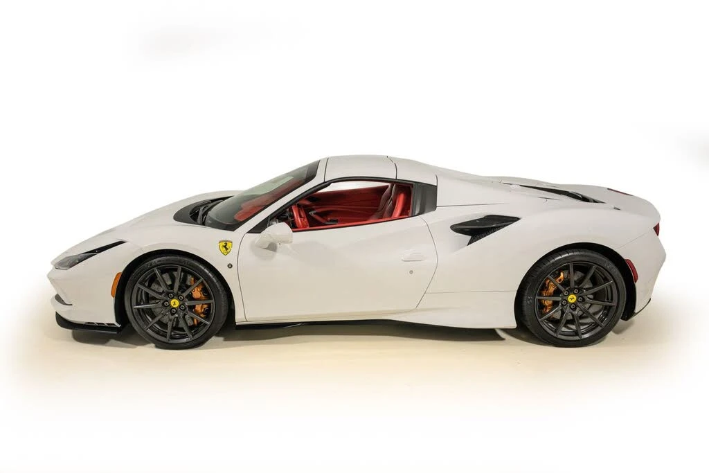 2023 Ferrari F8 Spider - Image 11 of 31