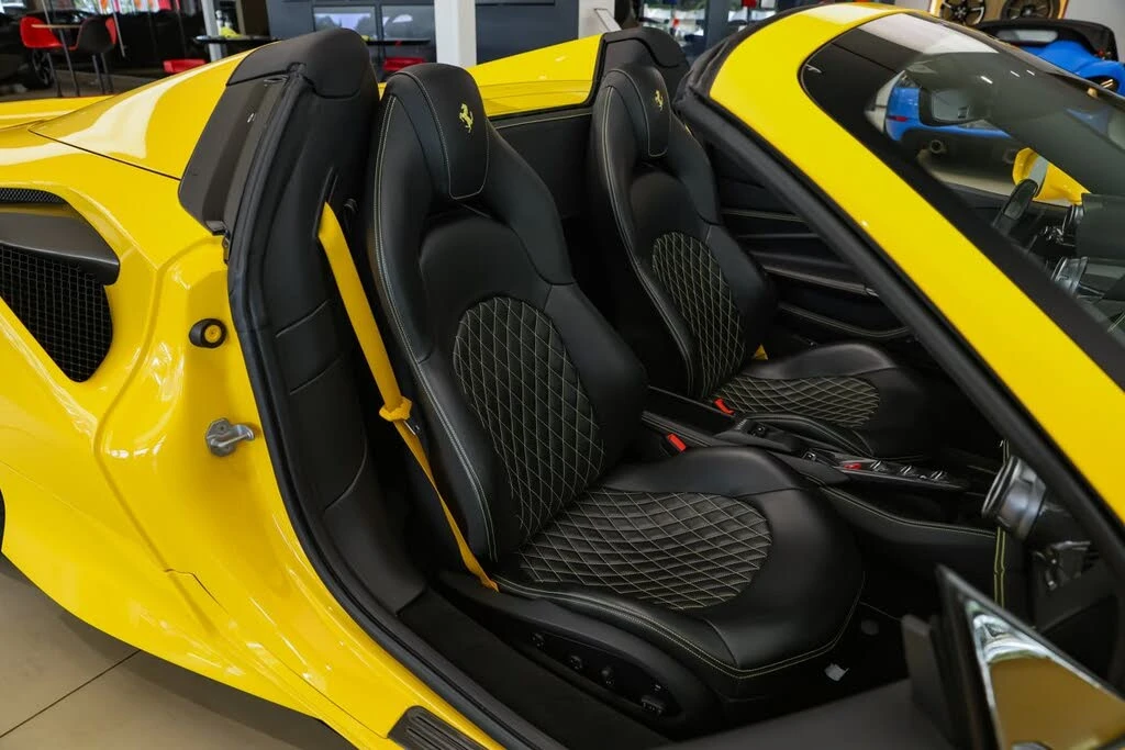 2023 Ferrari F8 Spider - Image 17 of 31