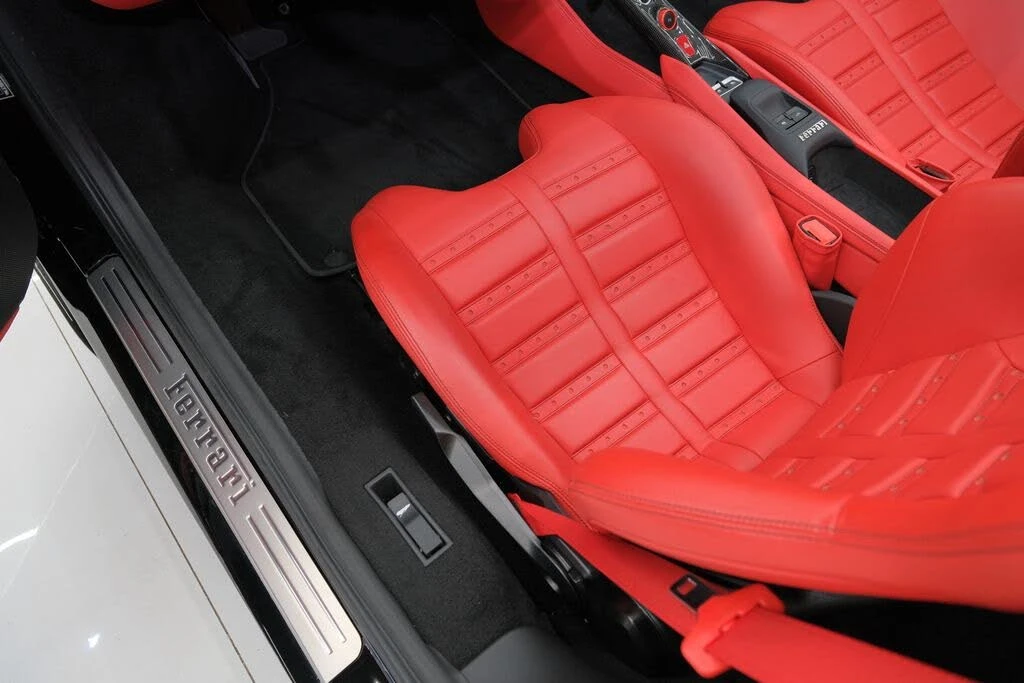 2023 Ferrari F8 Spider - Image 12 of 31