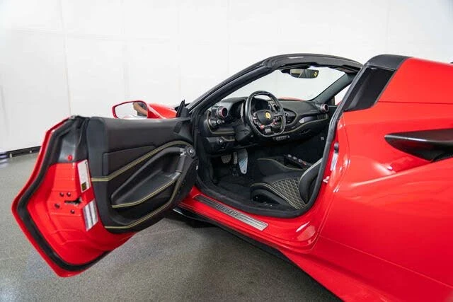 2023 Ferrari F8 Spider - Image 14 of 31