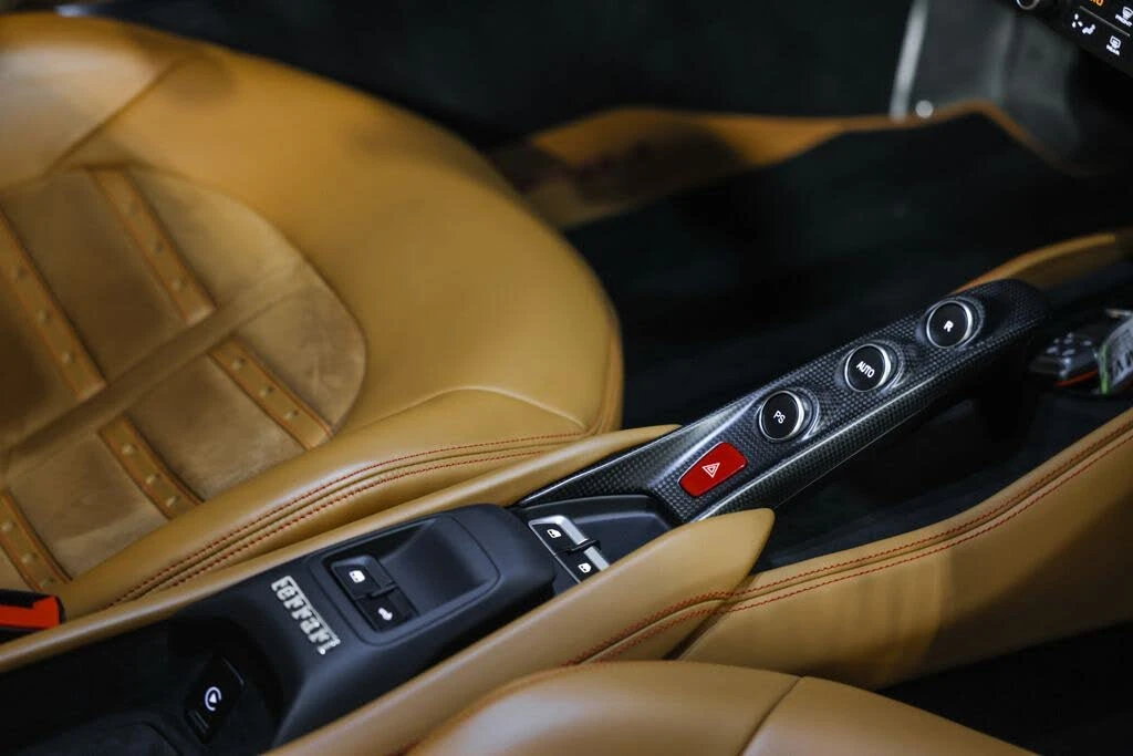 2023 Ferrari F8 Spider - Image 30 of 31