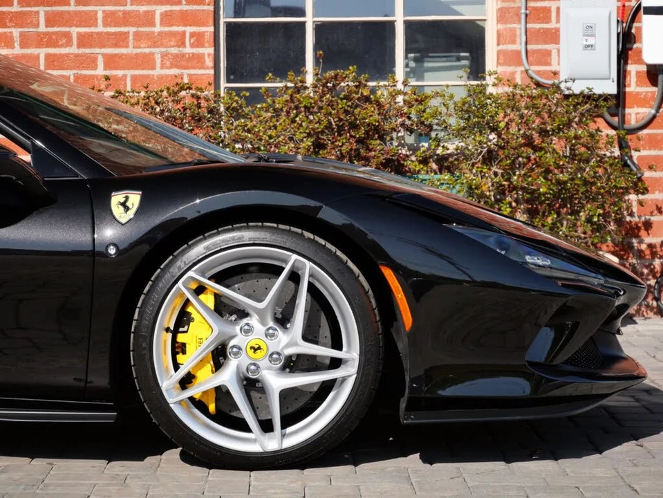 2023 Ferrari F8 Spider - Image 6 of 30