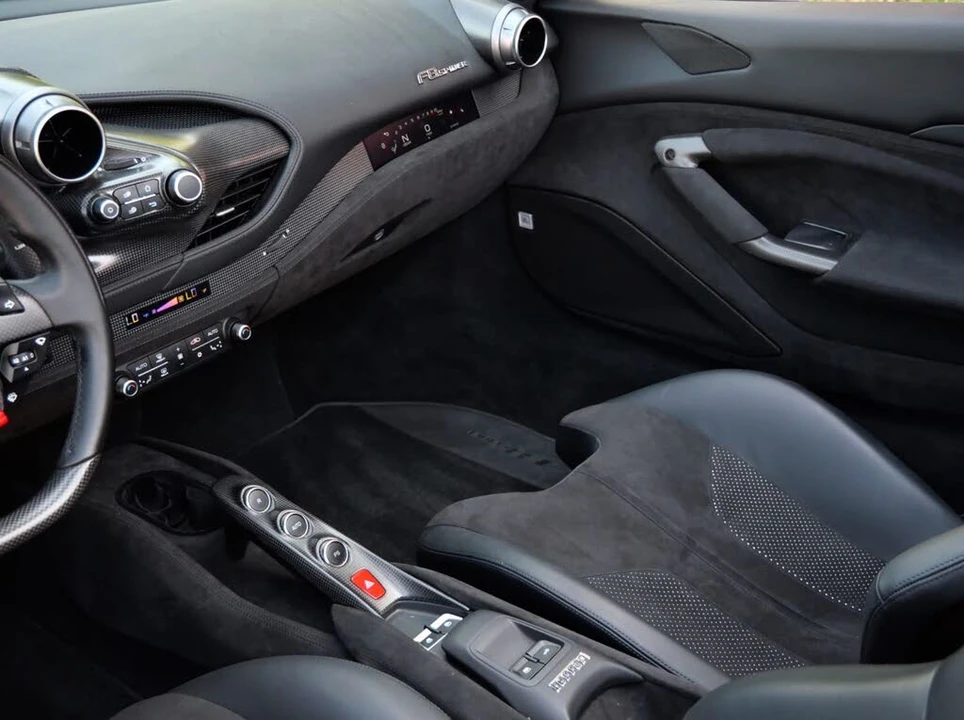 2023 Ferrari F8 Spider - Image 16 of 30