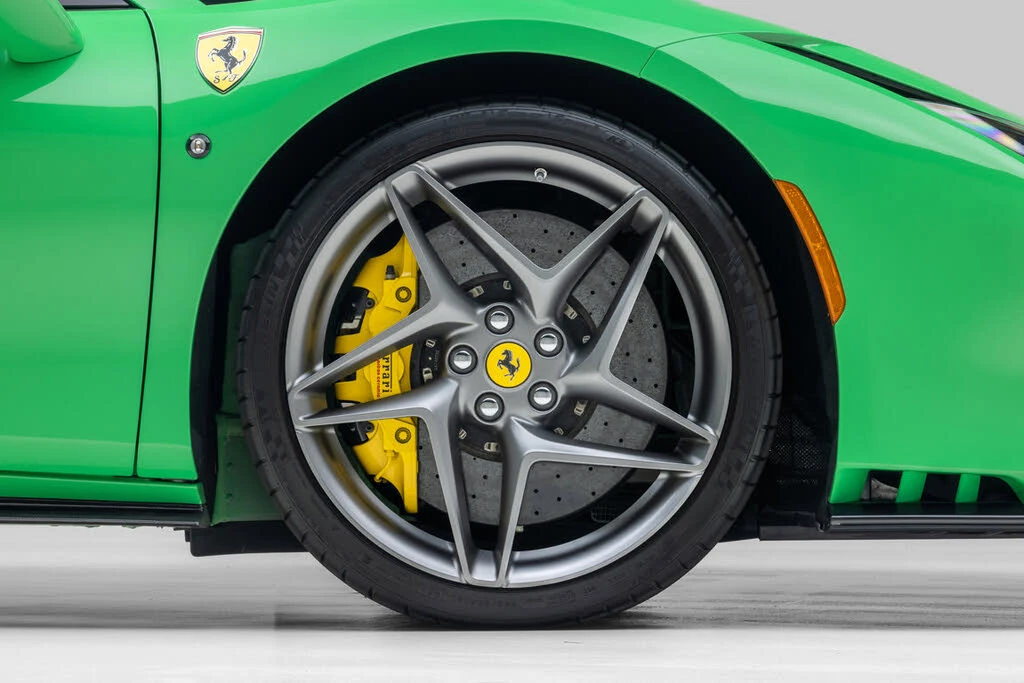 2023 Ferrari F8 Spider - Image 17 of 31
