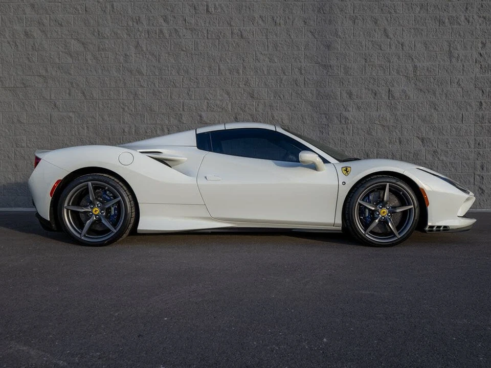 2023 Ferrari F8 Spider - Image 7 of 7