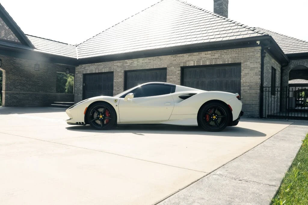 2023 Ferrari F8 Spider - Image 15 of 31