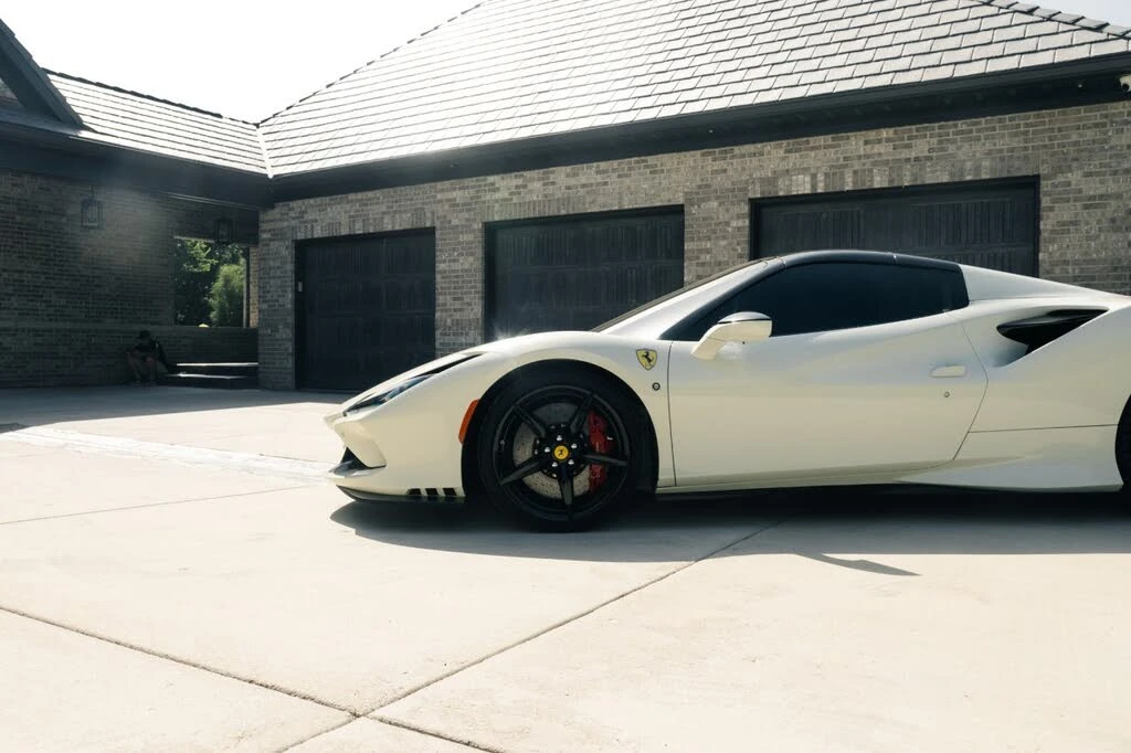 2023 Ferrari F8 Spider - Image 14 of 31