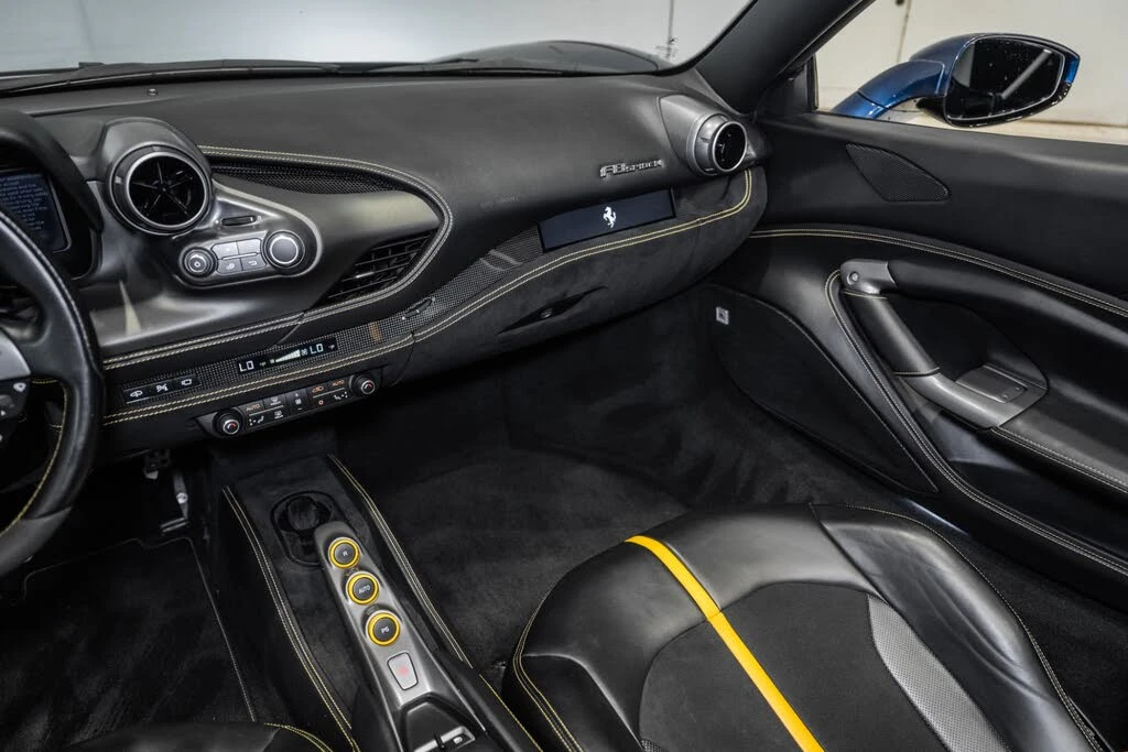 2023 Ferrari F8 Spider - Image 22 of 31