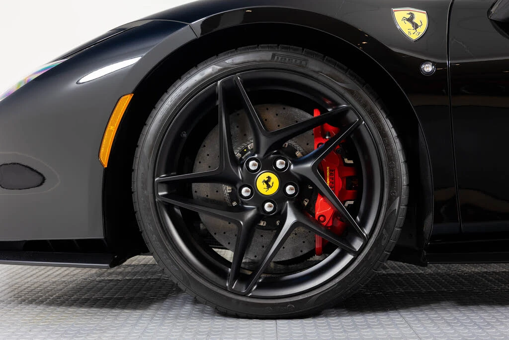 2023 Ferrari F8 Spider - Image 25 of 31