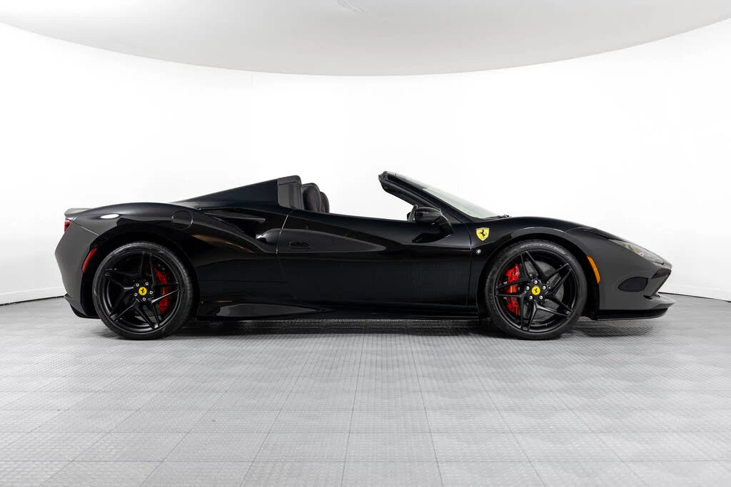 2023 Ferrari F8 Spider - Image 14 of 31