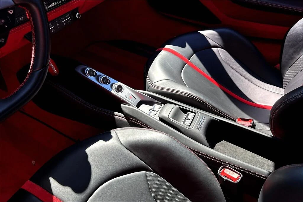 2023 Ferrari F8 Spider - Image 16 of 30
