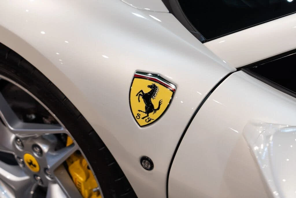 2023 Ferrari F8 Spider - Image 12 of 31