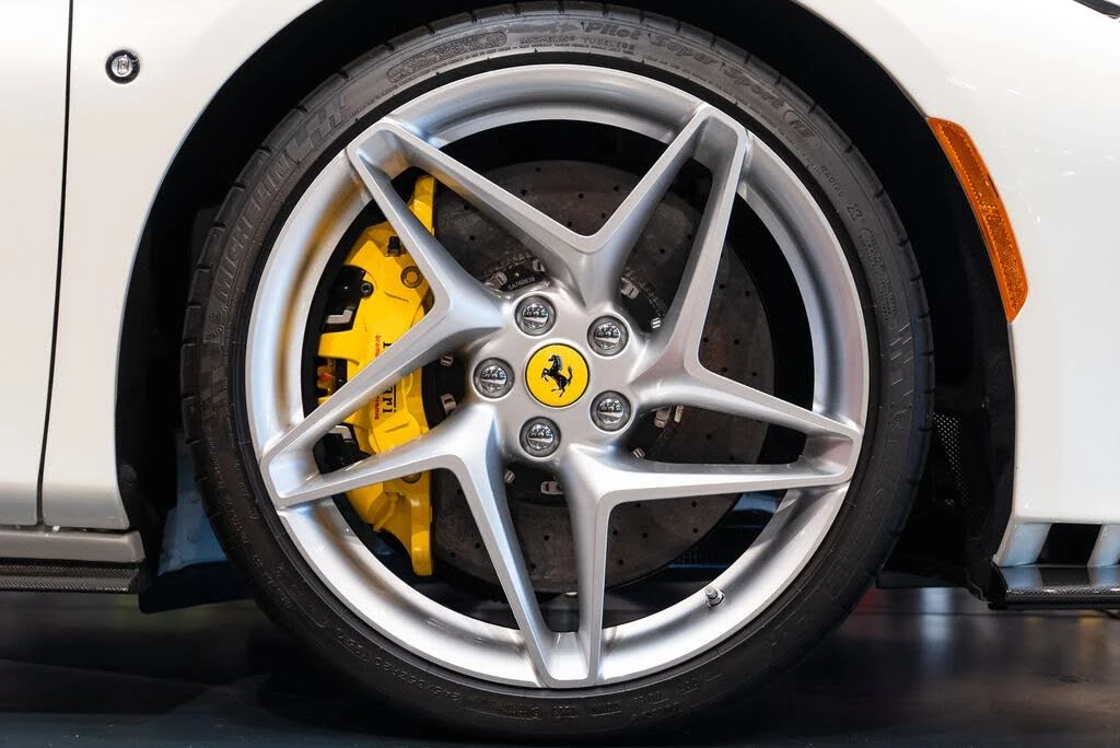 2023 Ferrari F8 Spider - Image 16 of 31