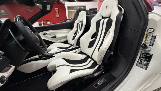 2023 Ferrari F8 Spider - Image 4 of 21