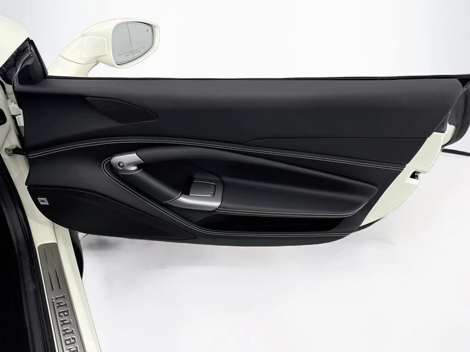 2023 Ferrari F8 Spider - Image 30 of 31