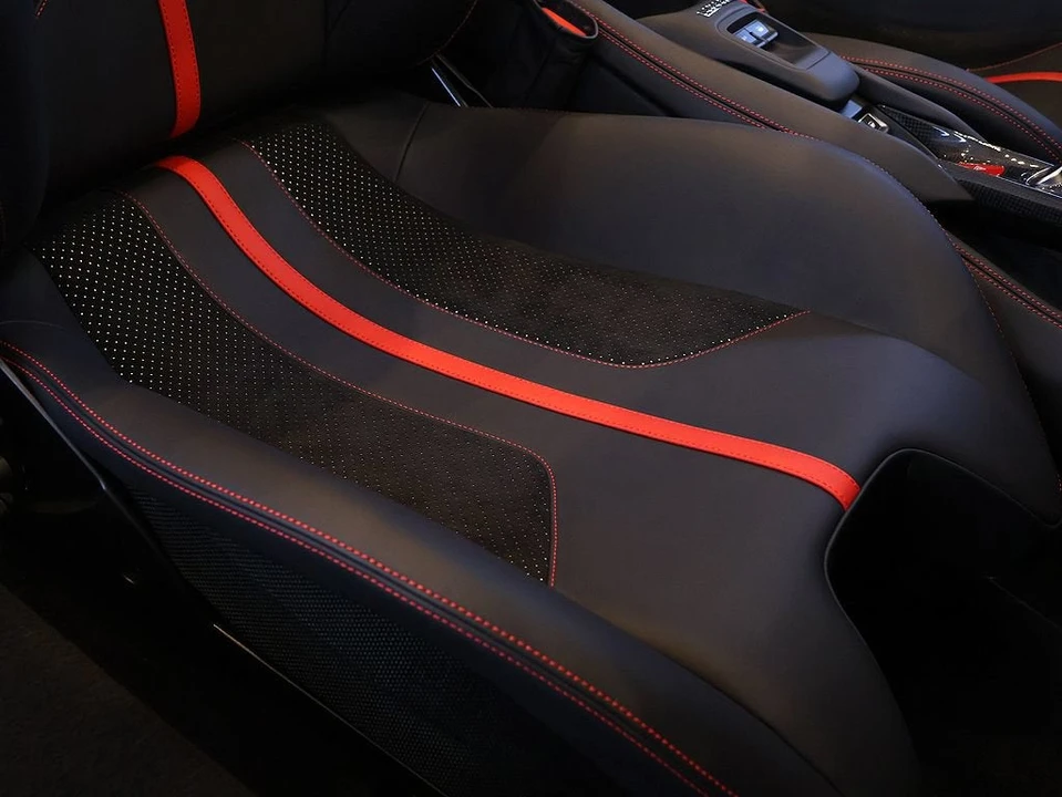 2023 Ferrari F8 Spider - Image 28 of 31