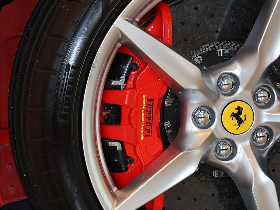 2023 Ferrari F8 Spider - Image 11 of 31