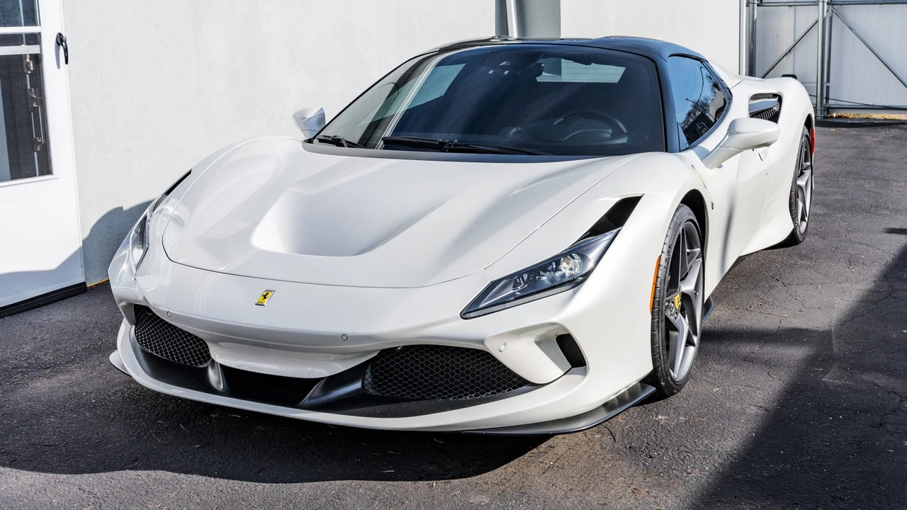 2023 Ferrari F8 Spider - Image 13 of 31