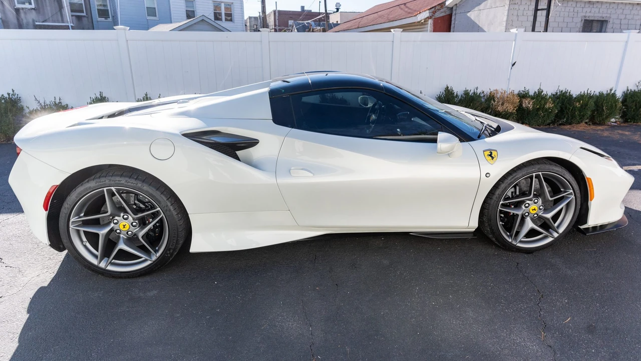 2023 Ferrari F8 Spider - Image 16 of 31