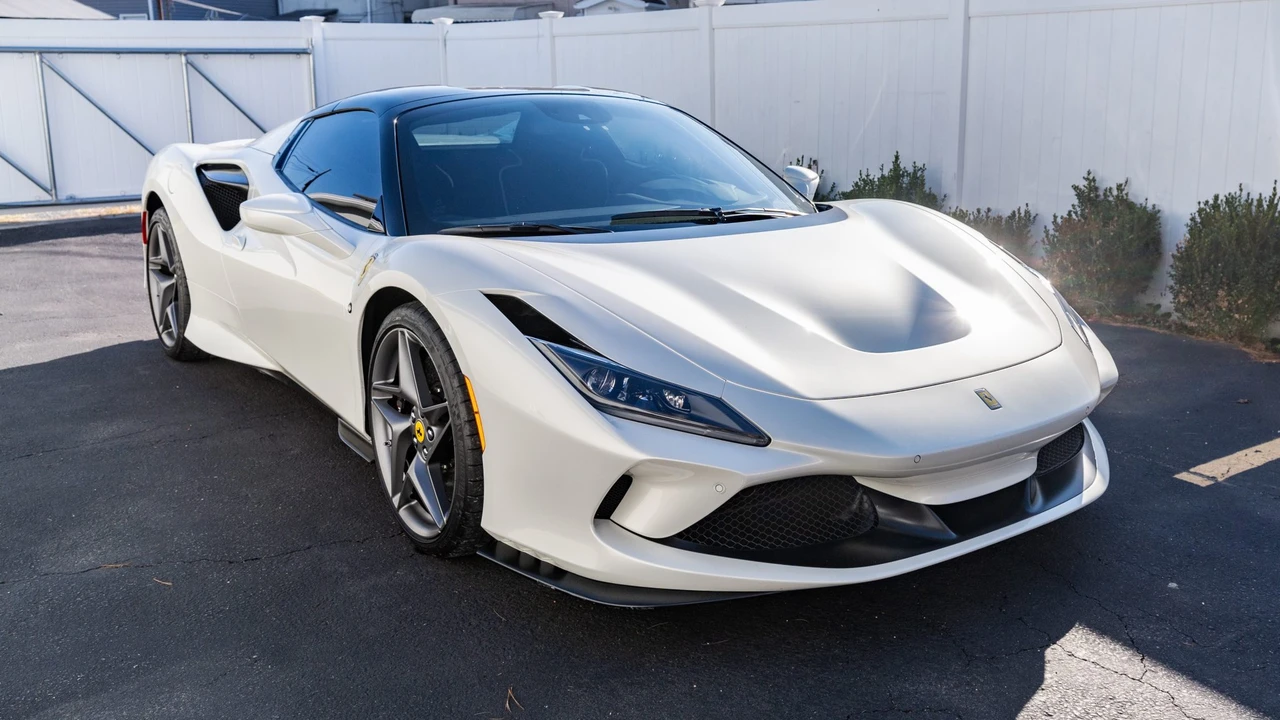 2023 Ferrari F8 Spider - Image 15 of 31