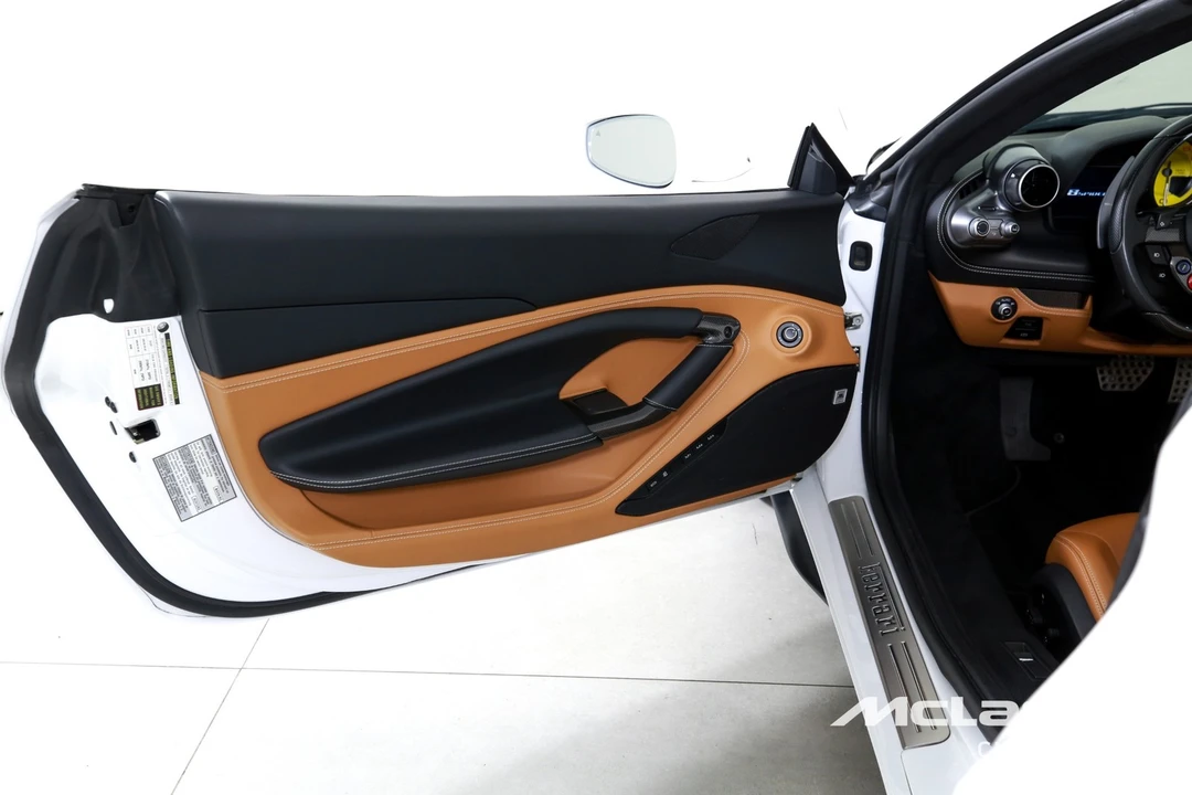2023 Ferrari F8 Spider - Image 11 of 31