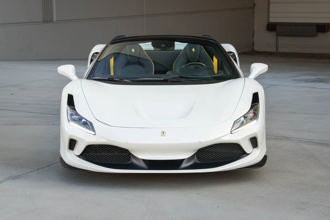 2023 Ferrari F8 Spider - Image 5 of 31