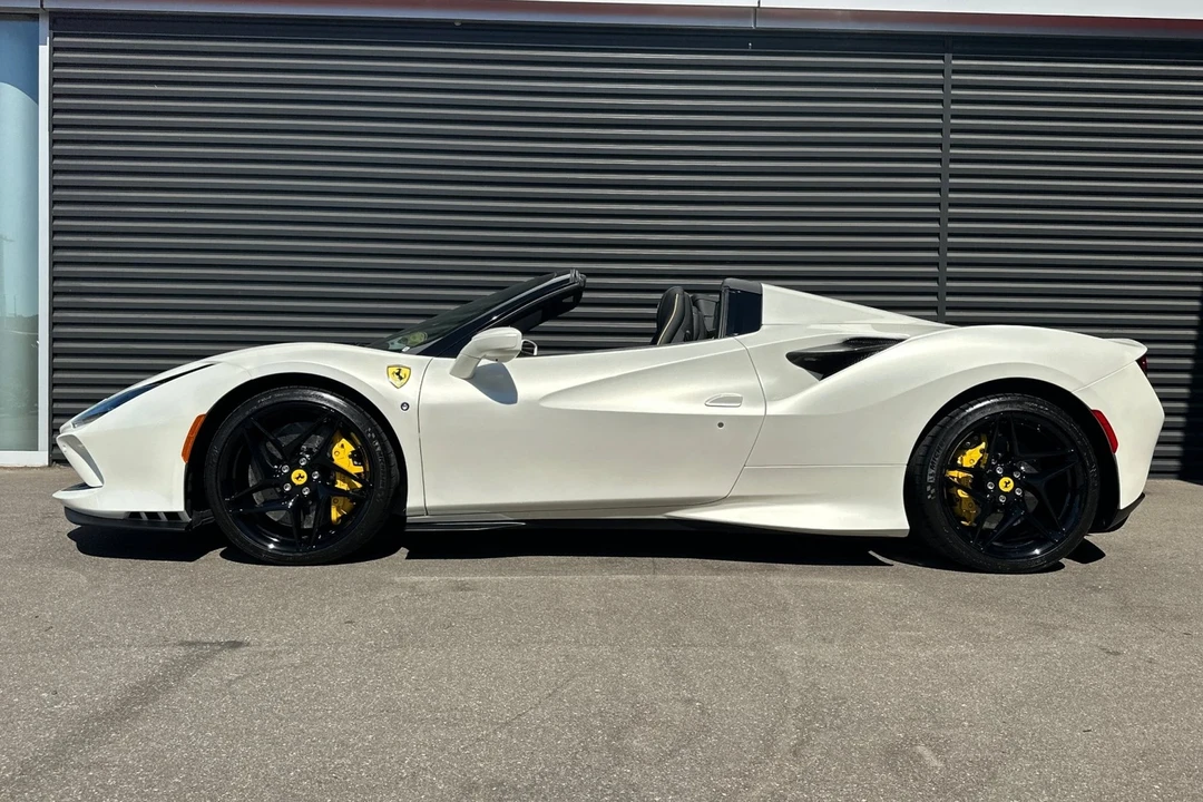 2023 Ferrari F8 Spider - Image 2 of 21