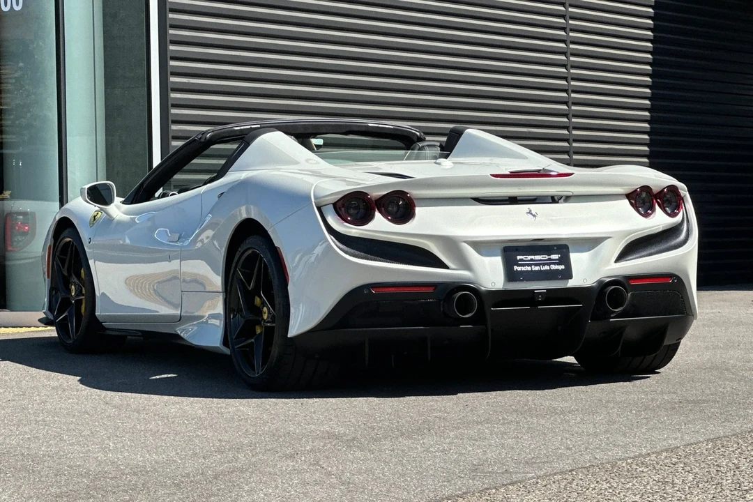 2023 Ferrari F8 Spider - Image 3 of 21