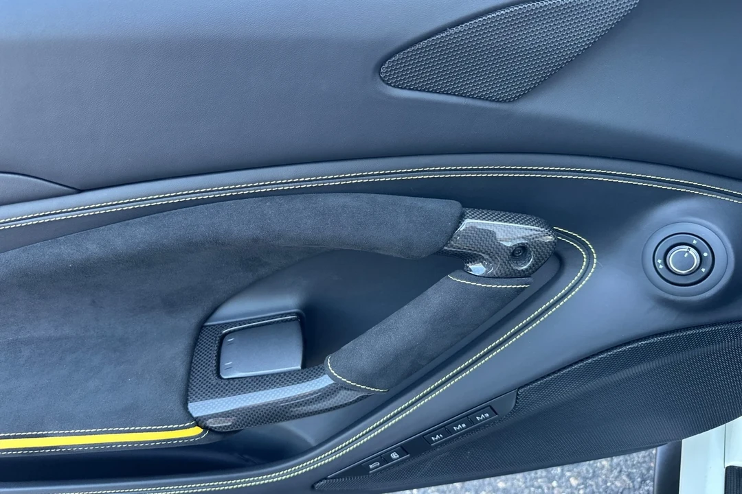 2023 Ferrari F8 Spider - Image 13 of 21