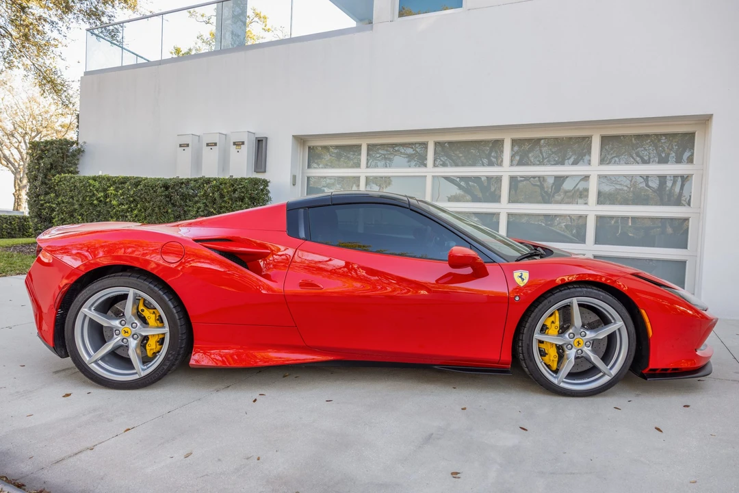2023 Ferrari F8 Spider - Image 5 of 31