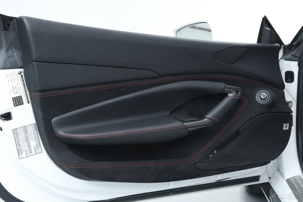 2023 Ferrari F8 Spider - Image 14 of 21
