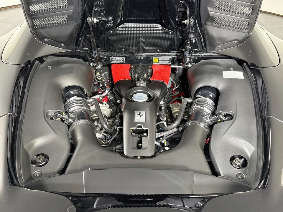 2023 Ferrari F8 Spider - Image 5 of 27