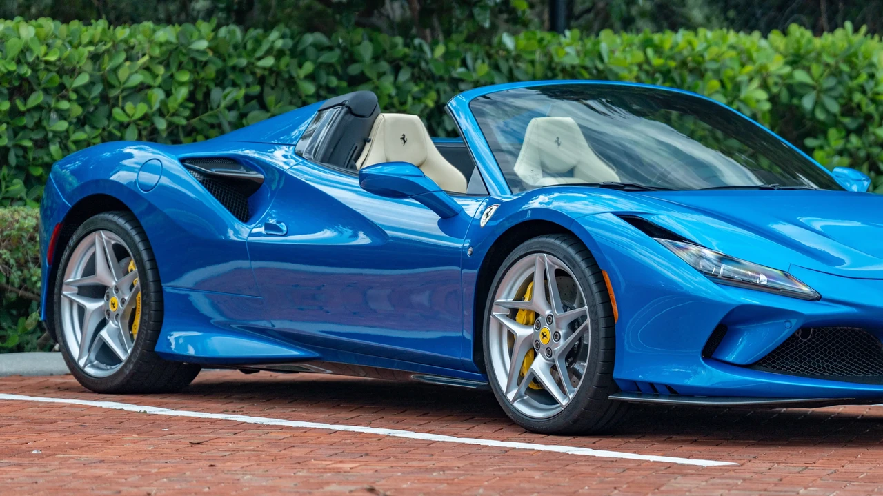 2023 Ferrari F8 Spider - Image 25 of 31