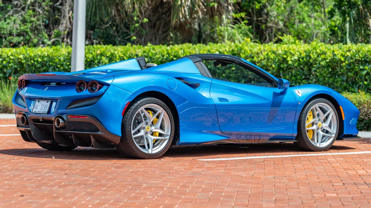 2023 Ferrari F8 Spider - Image 5 of 31