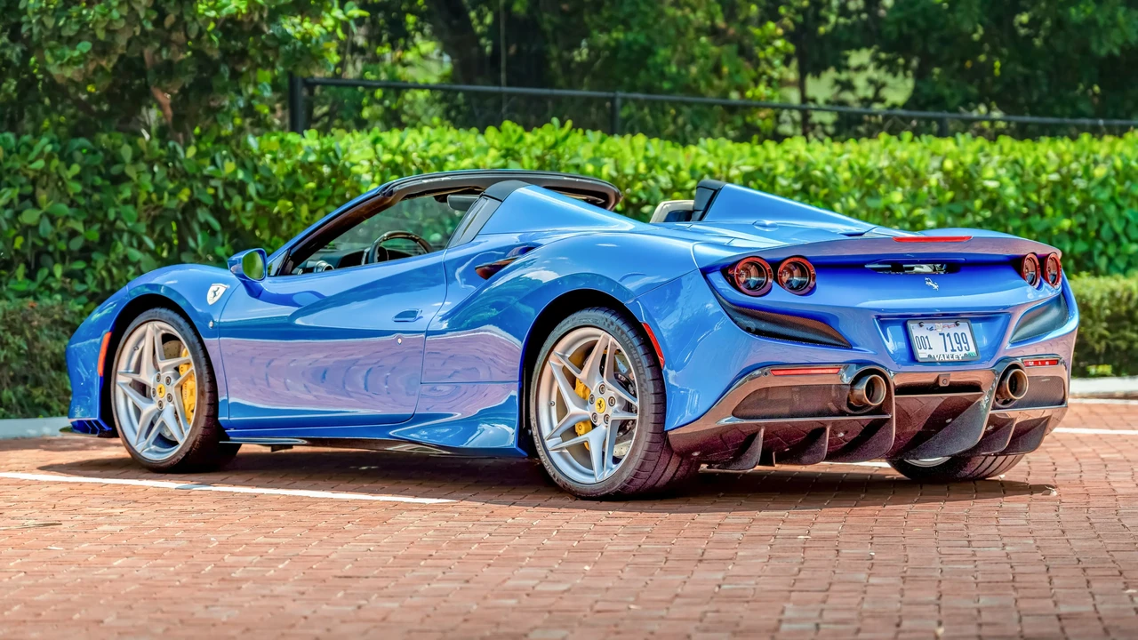 2023 Ferrari F8 Spider - Image 7 of 31
